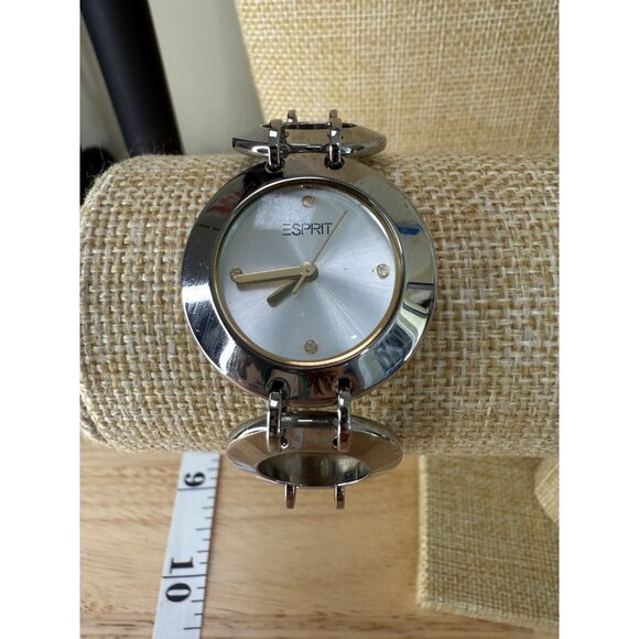 Esprit Womens Silver-Tone Metal Watch With Round Silver Dial & Rhinestone NOT TE - Picture 1 of 11